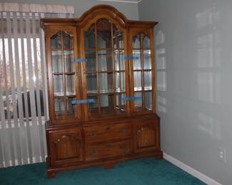 Thomasville China Cabinet