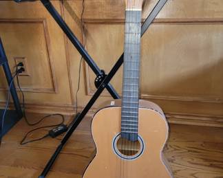 Lindell guitar