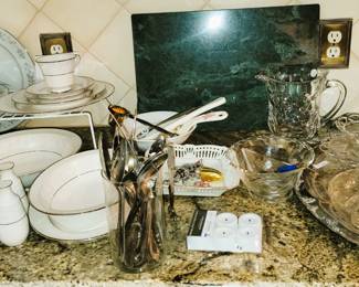 China and crystal serving and entertaining