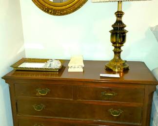 Antique mahogany 5-drawer chest of drawers. Brass Lamp set and gold frame mirror