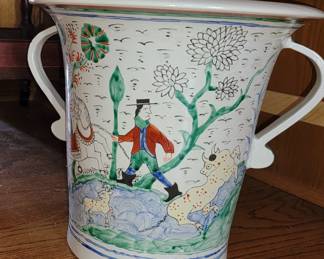 Large Italian Vase / Urn