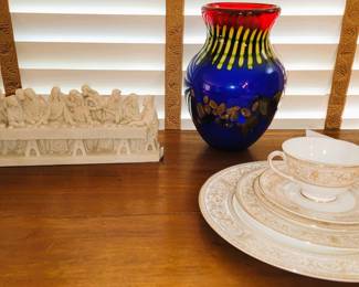 Murano glass vase, Last Supper statue and Royal Doulton Sovereign China Set
