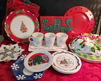 Christmas Serving Ware Cookware and Decor