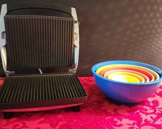 Wolfgang Puck Bistro Panini Maker And Vnt Melamine Mixing Bowls