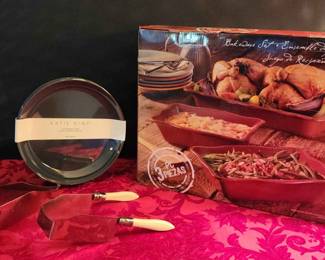 Baking Stoneware Service Ware And Plates