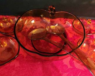 Vintage Amber Apple Glass Salad Serving Bowl With 4 Apple Salad Bowls And Tongs