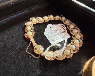 14k gold cultured pearl