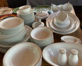 Noritake fine China set.  Silverdale pattern