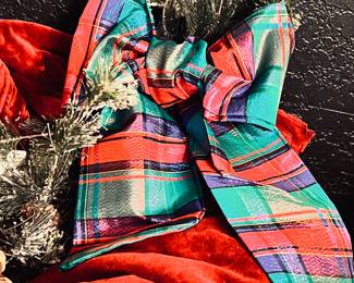 Another style of handmade bows