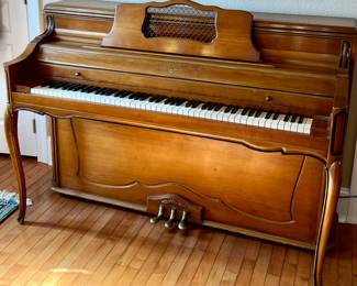 Kranich & Bach upright piano