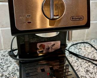 DeLonghi barista