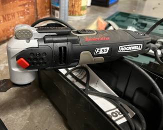 Oscillating saw