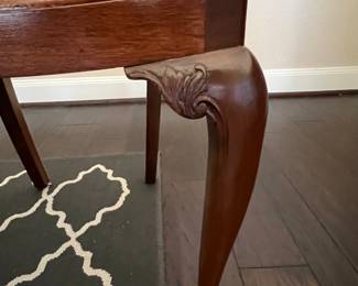 Beithcraft: West of Scotland, Queen Anne style 5pc Dining Table w/additional leafs        
**PRE-SALE Available** Prices will be posted soon**