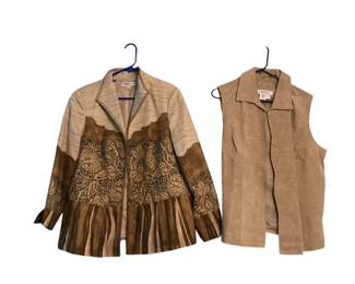 ROHU528 Coldwater Creek Suede Vest And Jacket Ladies size 1X beige leather vest and matching jacket (not leather)
