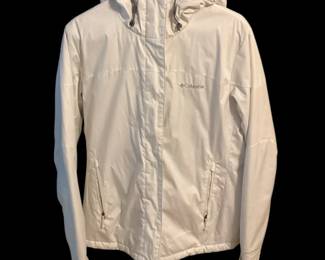 ROHU527 Columbia Ski Jacket White jacket size large, with gray lining and a hood. No rips or tears, clean inside and out. All zips and poppers in good order
