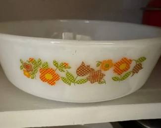 Anchor Hocking casserole dish