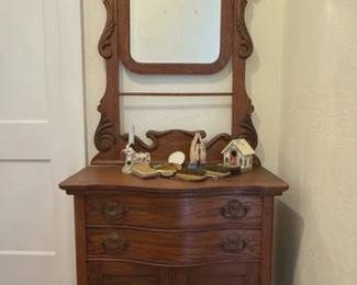 Oak dresser with mirror