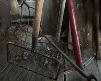 Clam rake and other yard tools