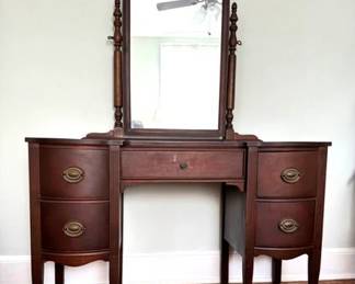 Vintage vanity and mirror