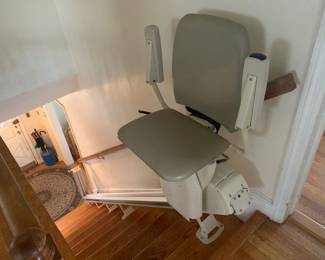 chair lift: one piece to the top landing - 12 steps -     
 works well