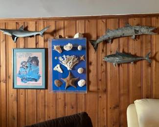 Mounted three fishes ( in-tacked ) / lucite box with mounted coral  / with others