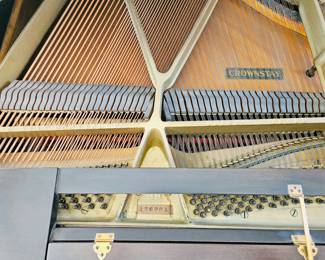 Piano located in Santee area  