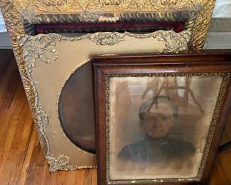Large assortment of vintage frames