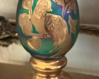 Fenton Glass Egg