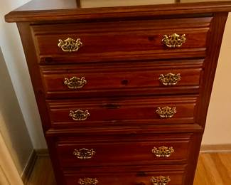 Broyhill chest. 