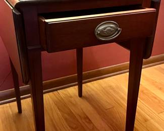 A pair of side tables. 