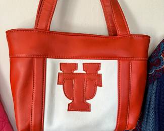 UT purse