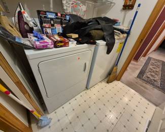 GE Washer and dryer