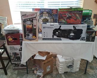 SINGER SEWING MACHINE, VISTA DRONE, TV