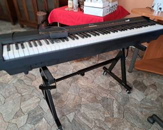 DONNER KEYBOARD WITH STAND
