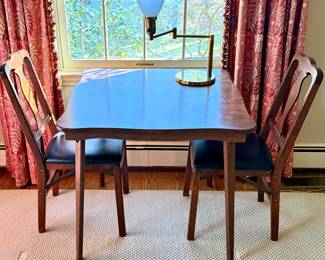 Stakmore Vintage Game Table with 4 Chairs