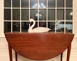 American Cherry Queen Anne Drop Leaf Gate Leg Table (c. 1720 - 1740)