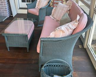 Wicker Sofa & Wicker Coffee Table