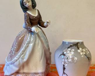 Lladro Figurine & B&G Vase