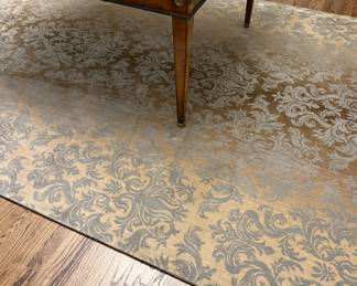 Nourison Wool Rug - Shimmery Silver Champagne 7'9" x 10'10"