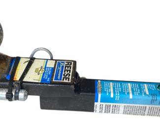 Reese Towpower Hitch and 2in Ball 