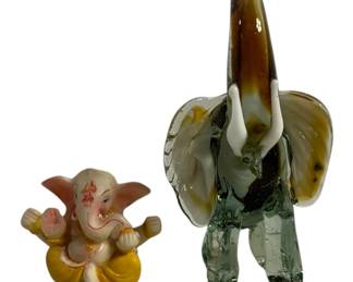Pair of Small Elephant Figurines 