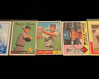 Wally Moon Vintage Baseball Card Lot. 3 x All-Star / 3 x World Series Champion / Rookie of the Year