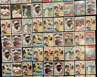 Willie Stargell Vintage Baseball Card Lot. HOF / 7 x All-Star / MVP / 2 x World Series Champion