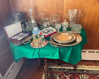 Assorted glassware and silver items