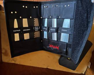 Hunting knife set