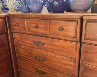 Small dresser, part of a modular, 6 piece bedroom set