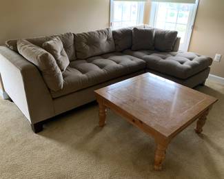 Arhaus sectional in excellent condition 