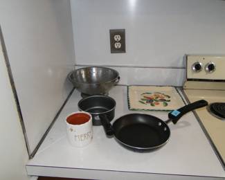 Strain it, fry it, sauté, it and place it on the platter it 