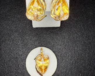 14k yellow stone and diamond set