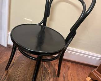 55 TON No. 14 Bentwood Chair X4min